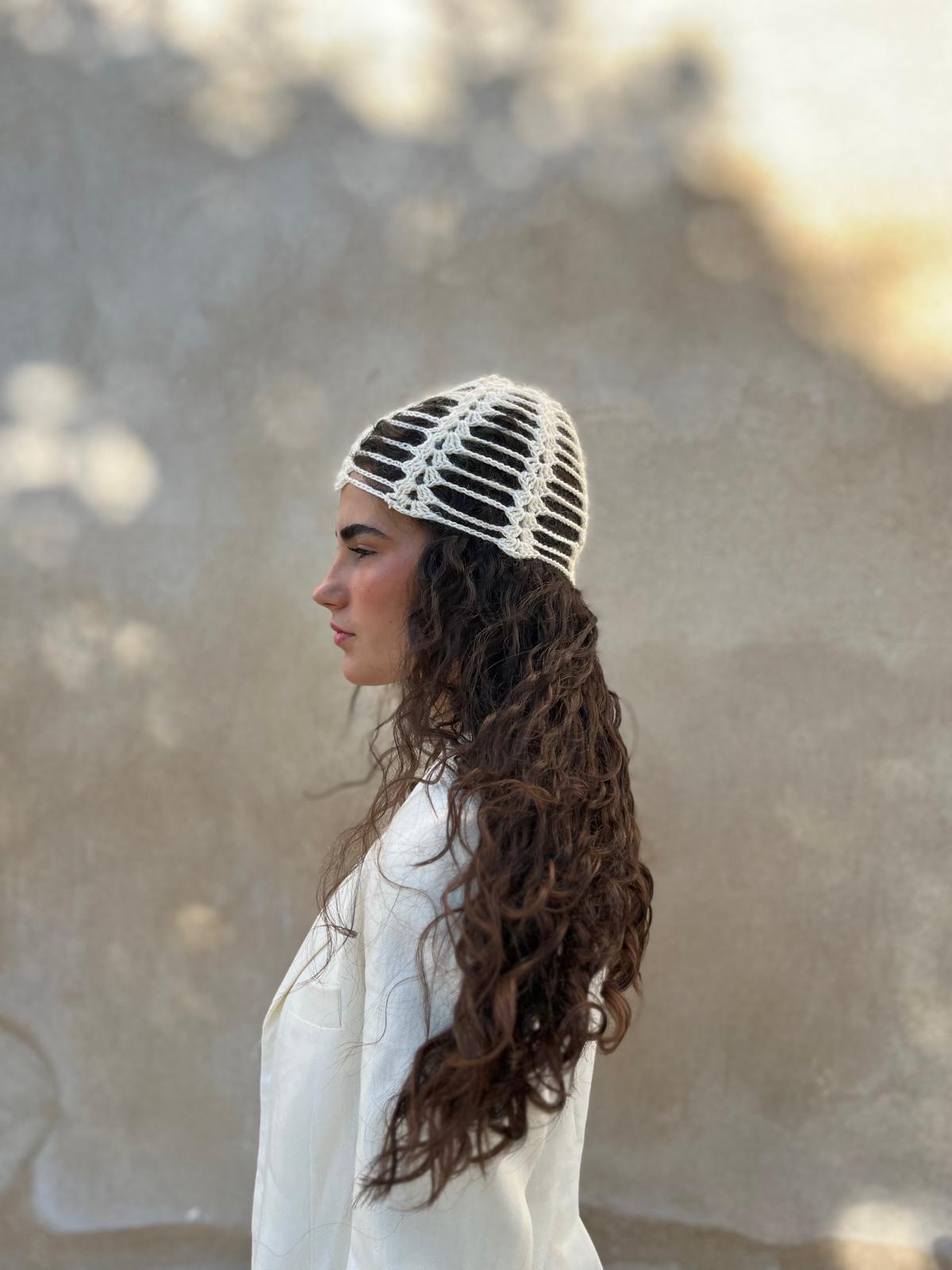 Casquete Mafalda beige