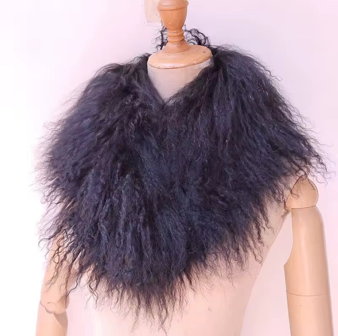 Cuello de piel de cordero de Mongolia
