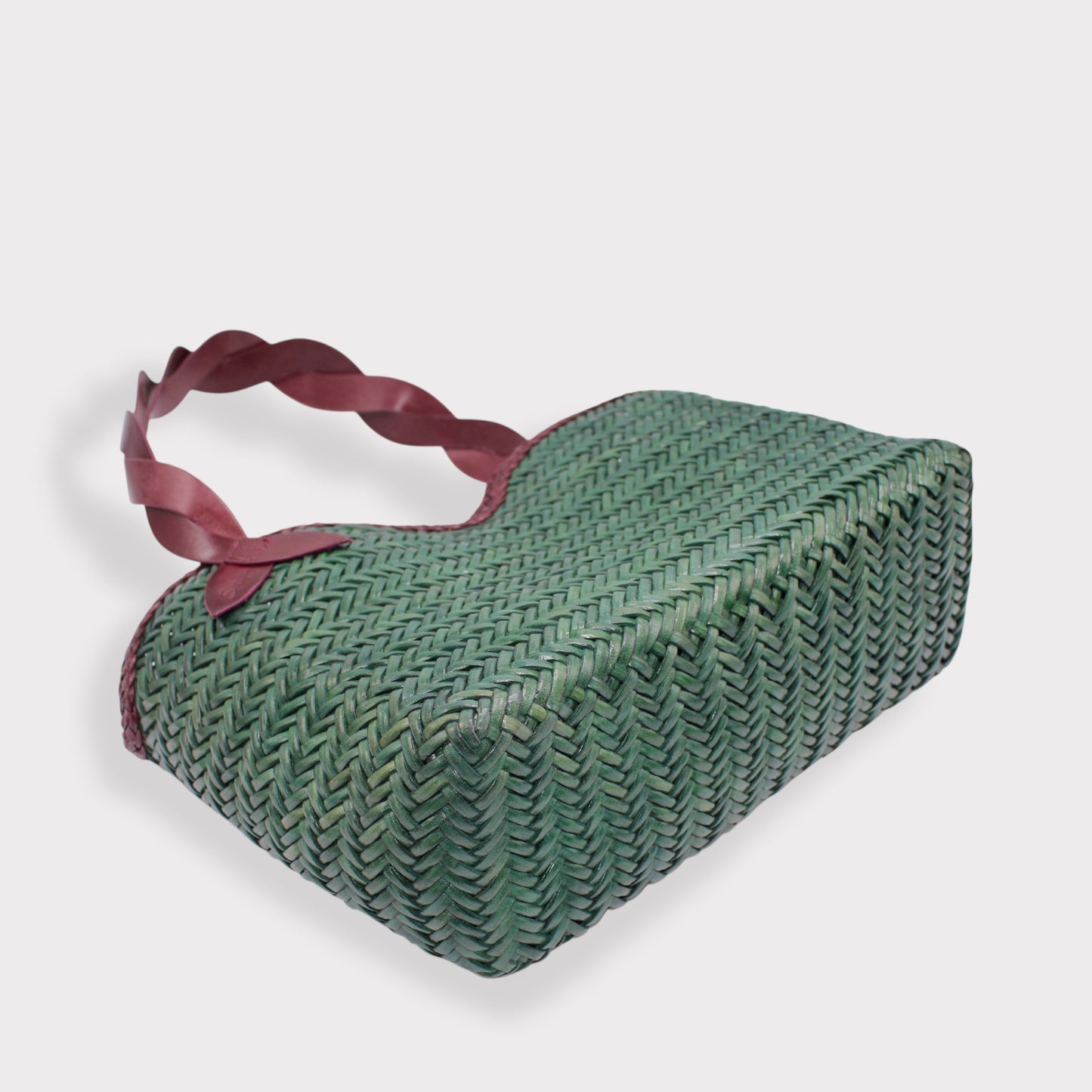Bolso trenzado premium verde