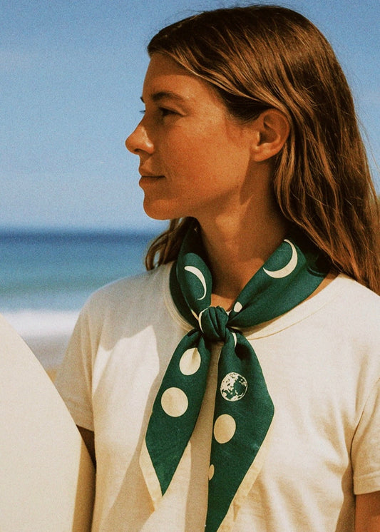 Moon • Day pañuelo