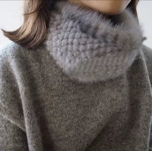 Cuello de piel trenzado