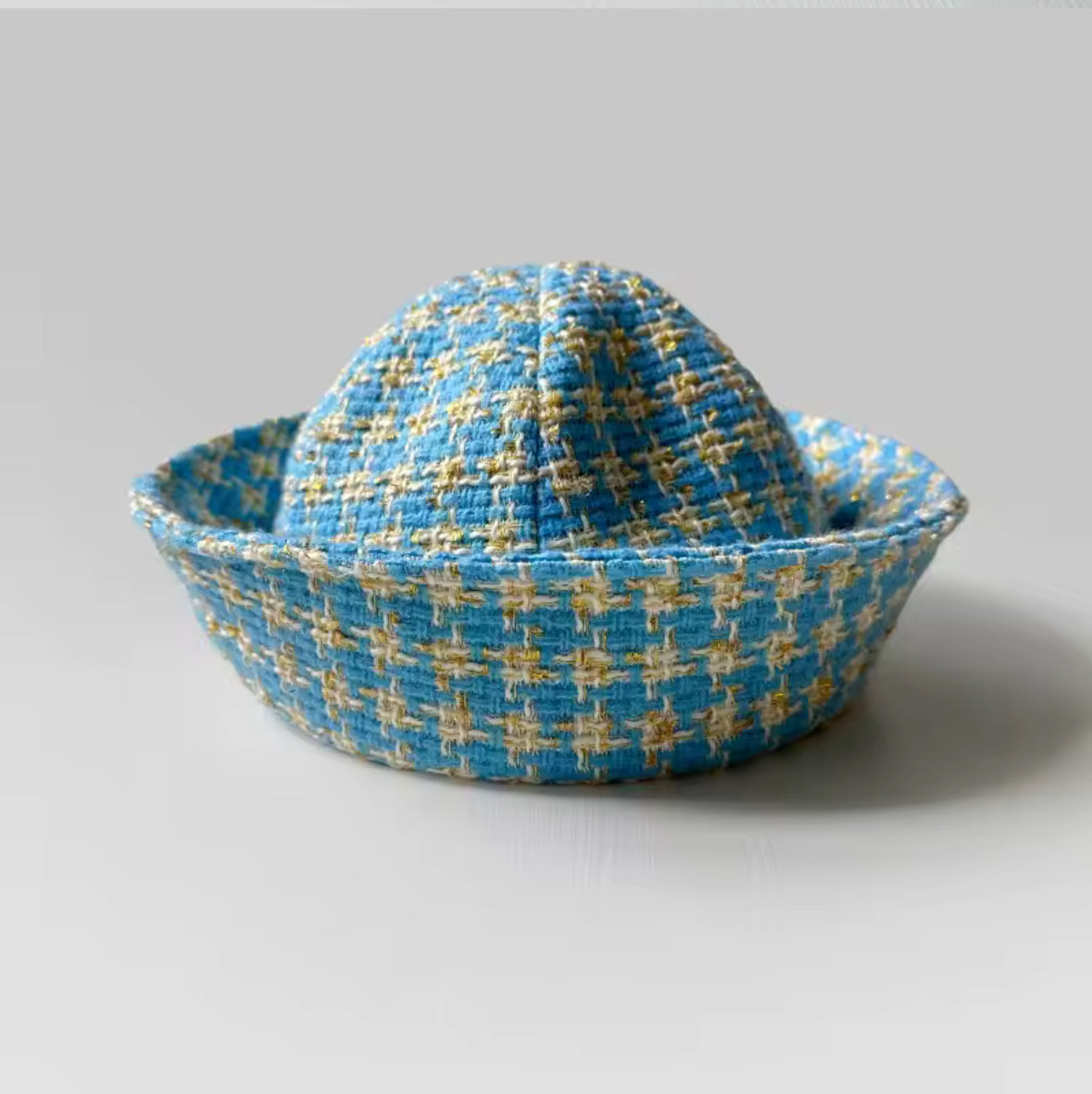 Tweed Pillbox